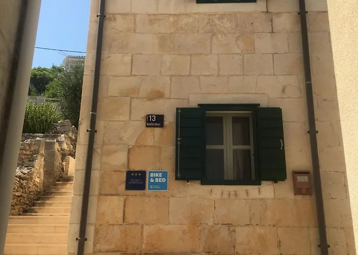 Agava & Lucija Apartman *