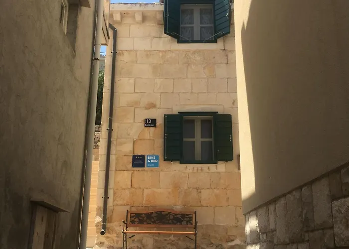 Agava & Lucija * Povlja (Brac)